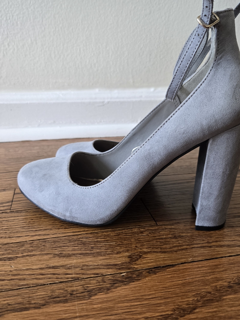 MADDEN GIRL Suede Block Heel Pump in Light Gray with Ankle Strap